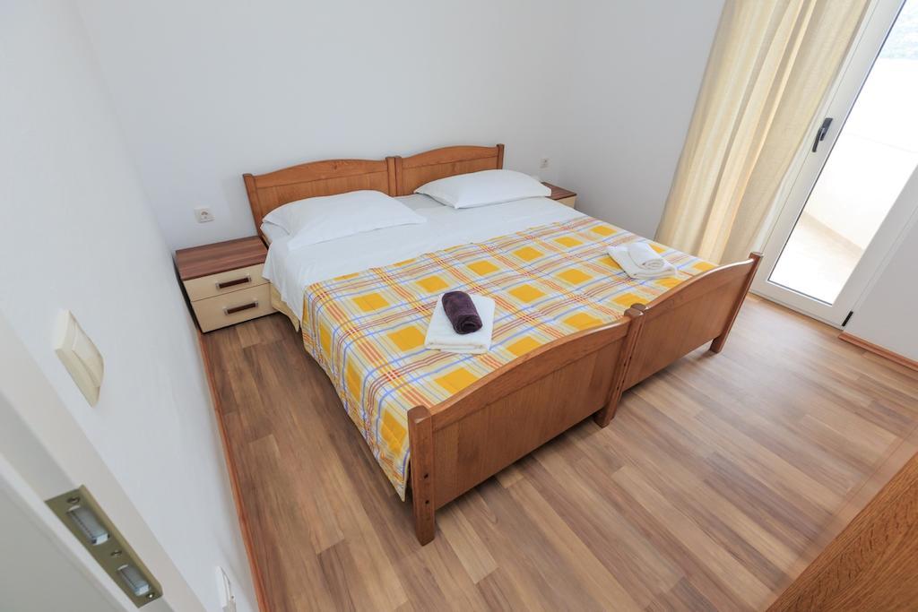 Apartments Rogulj ロゴズニッツァ 部屋 写真