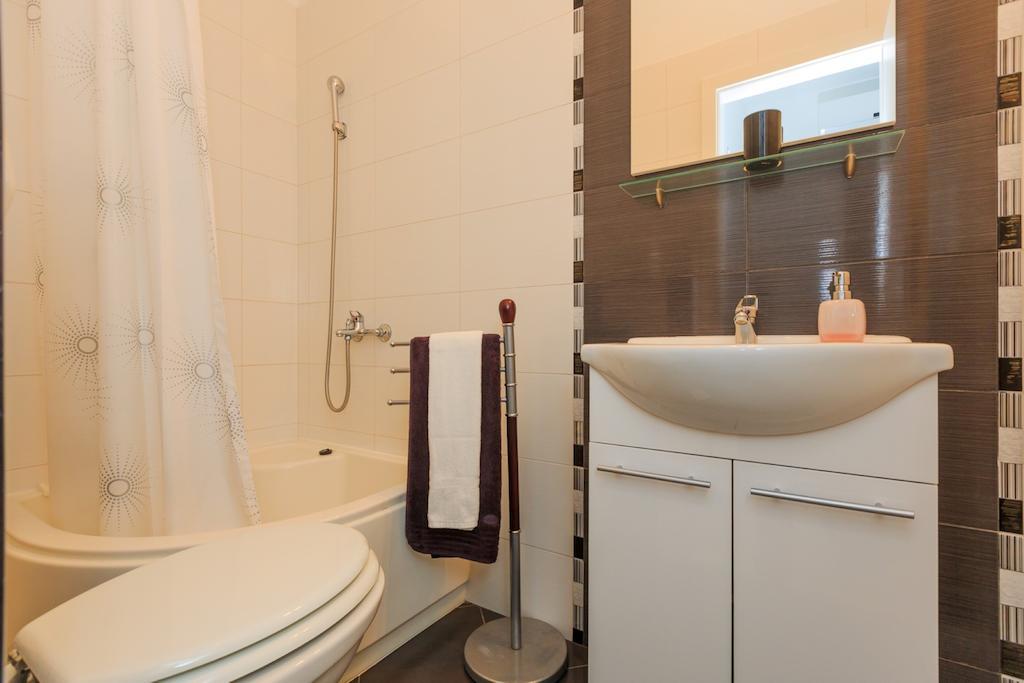Apartments Rogulj ロゴズニッツァ 部屋 写真