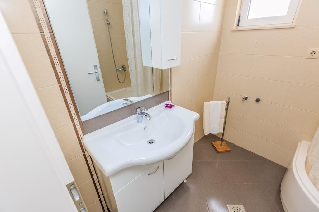 Apartments Rogulj ロゴズニッツァ 部屋 写真